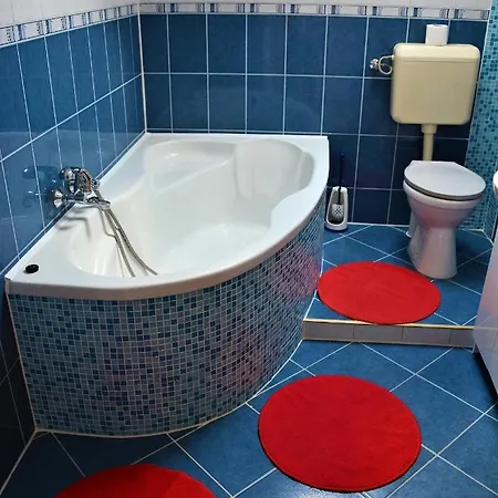 Unicum Vendeghaz Абадсалок