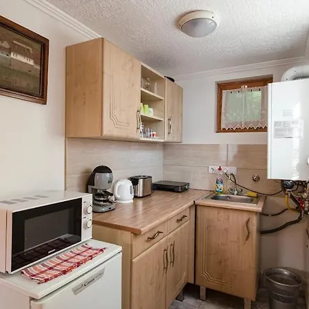 Unicum Vendeghaz Guest house *