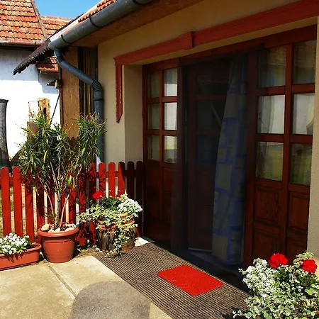 Гостевой дом Unicum Vendeghaz Абадсалок