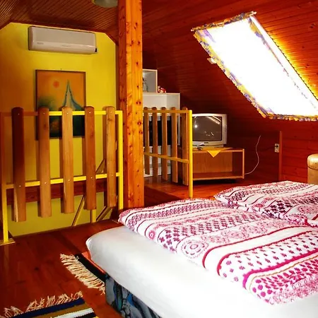 Unicum Vendeghaz Абадсалок