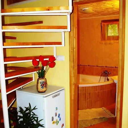 Unicum Vendeghaz Абадсалок