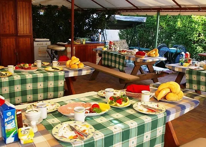 Guest house Unicum Vendeghaz 3*